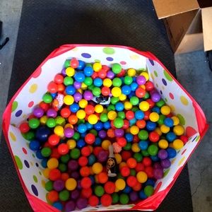 Ball Pit with Balls